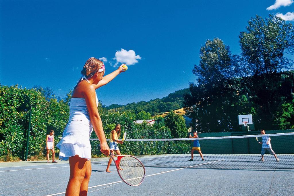 Camping Paradis Marmotel Saint-Geniez-dʼOlt Екстериор снимка
