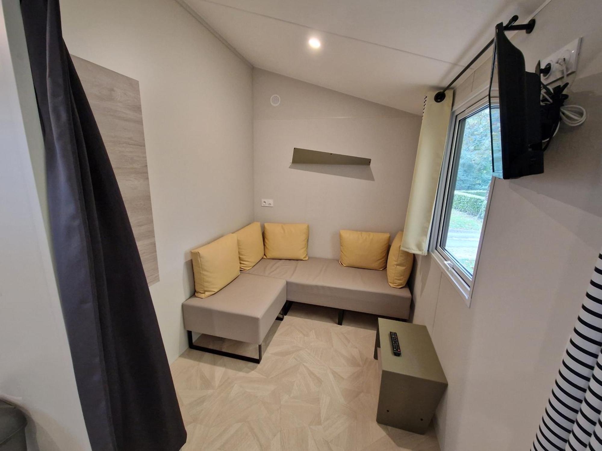 Camping Paradis Marmotel Saint-Geniez-dʼOlt Екстериор снимка