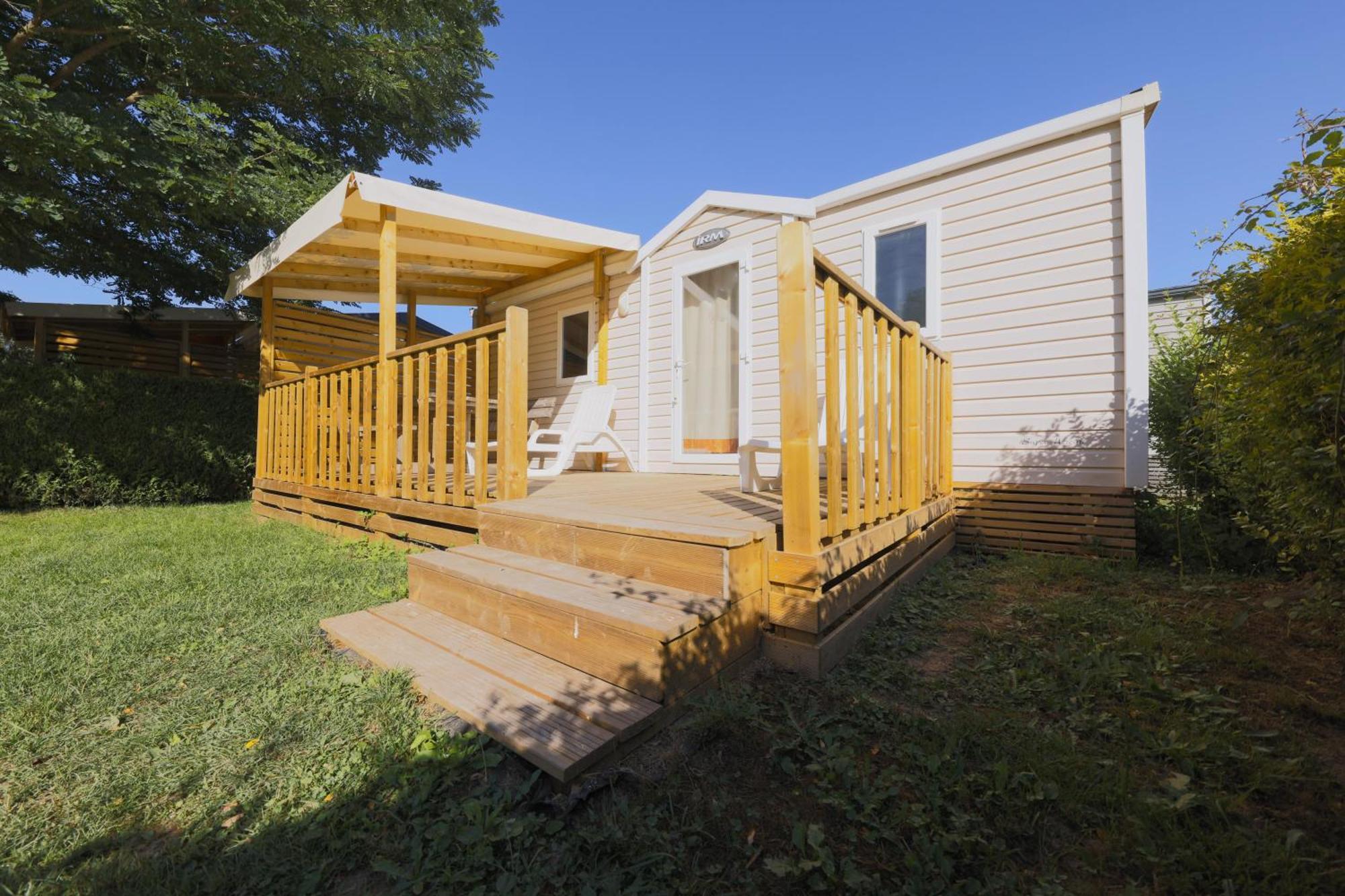 Camping Paradis Marmotel Saint-Geniez-dʼOlt Екстериор снимка