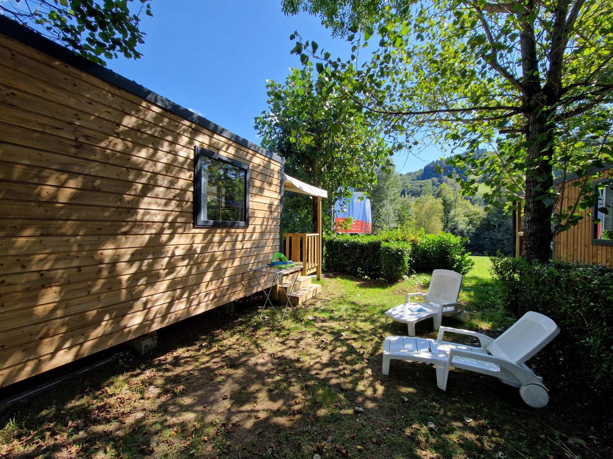 Camping Paradis Marmotel Saint-Geniez-dʼOlt Екстериор снимка