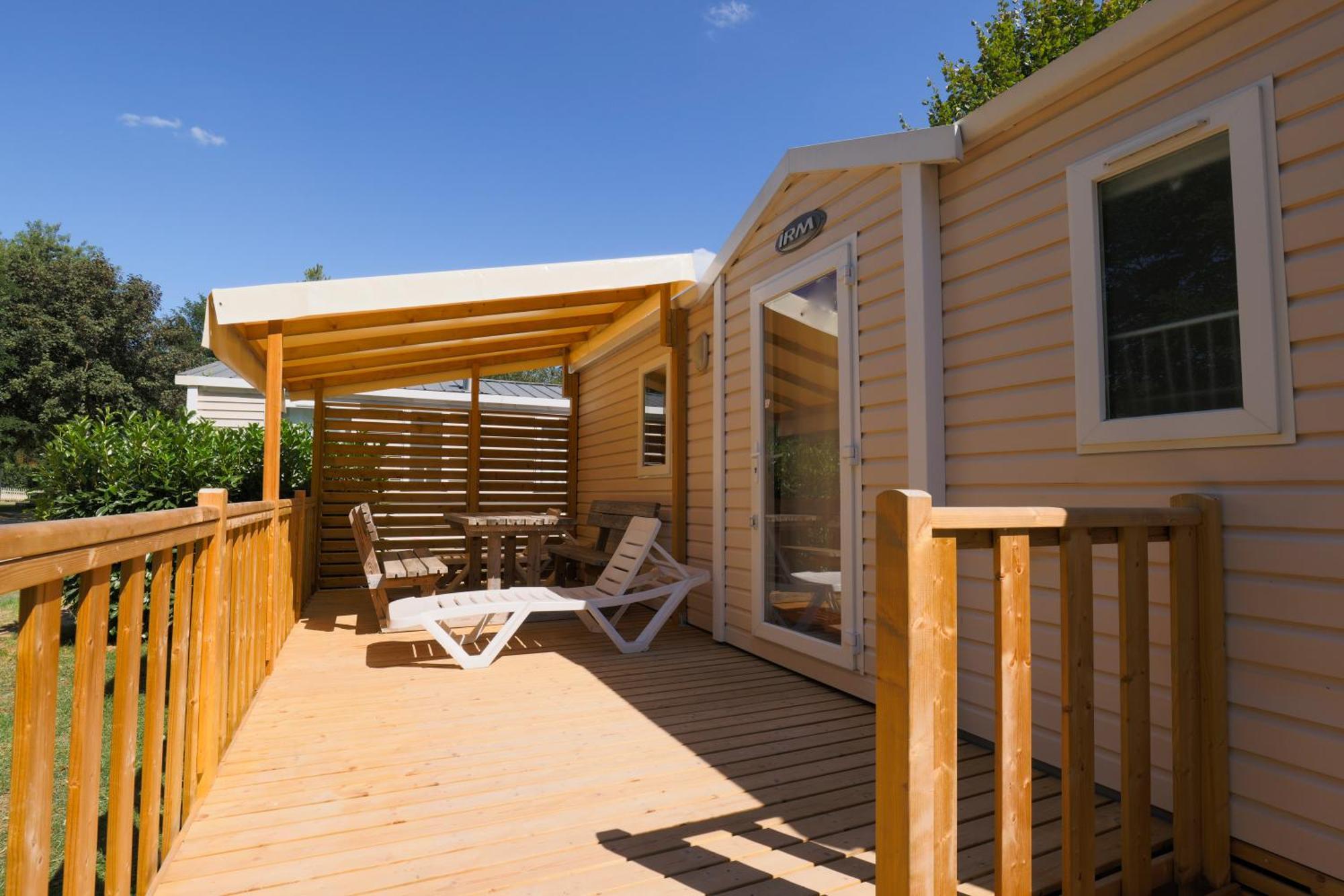 Camping Paradis Marmotel Saint-Geniez-dʼOlt Екстериор снимка