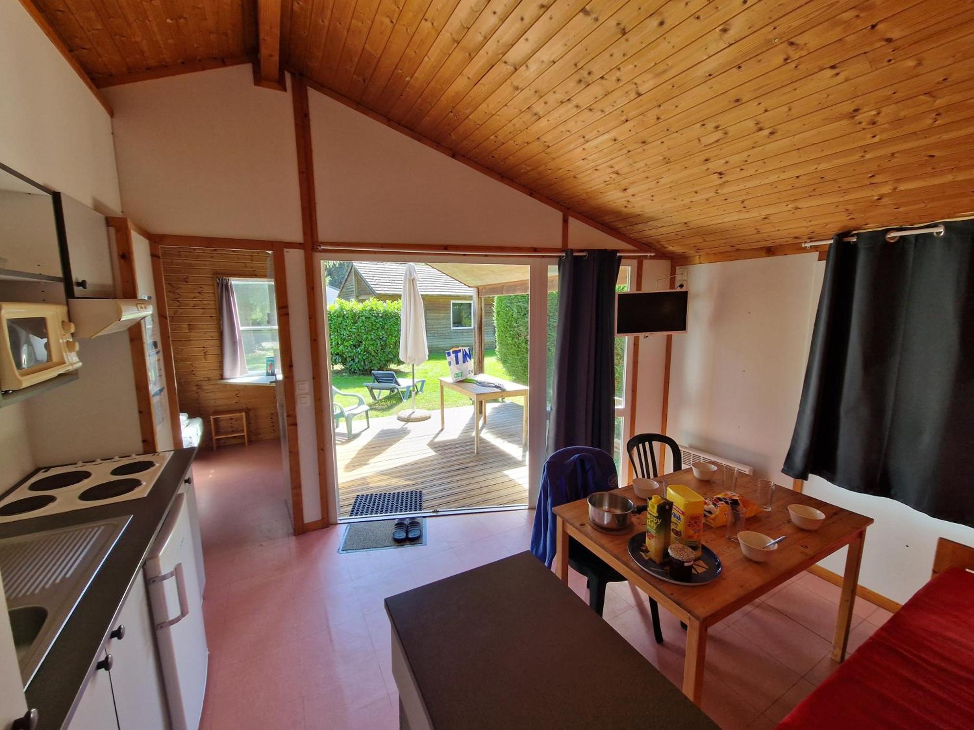 Camping Paradis Marmotel Saint-Geniez-dʼOlt Екстериор снимка