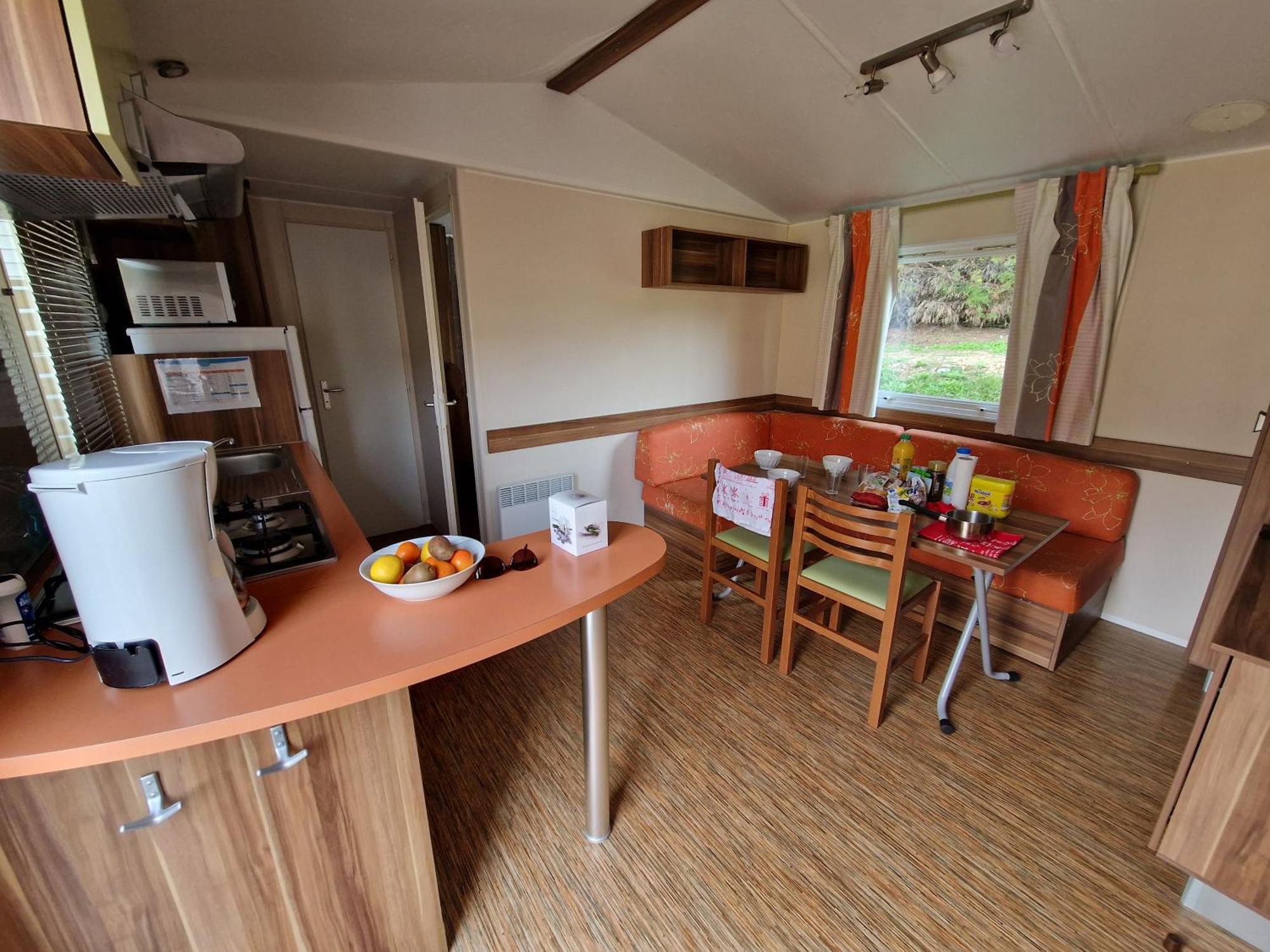 Camping Paradis Marmotel Saint-Geniez-dʼOlt Екстериор снимка