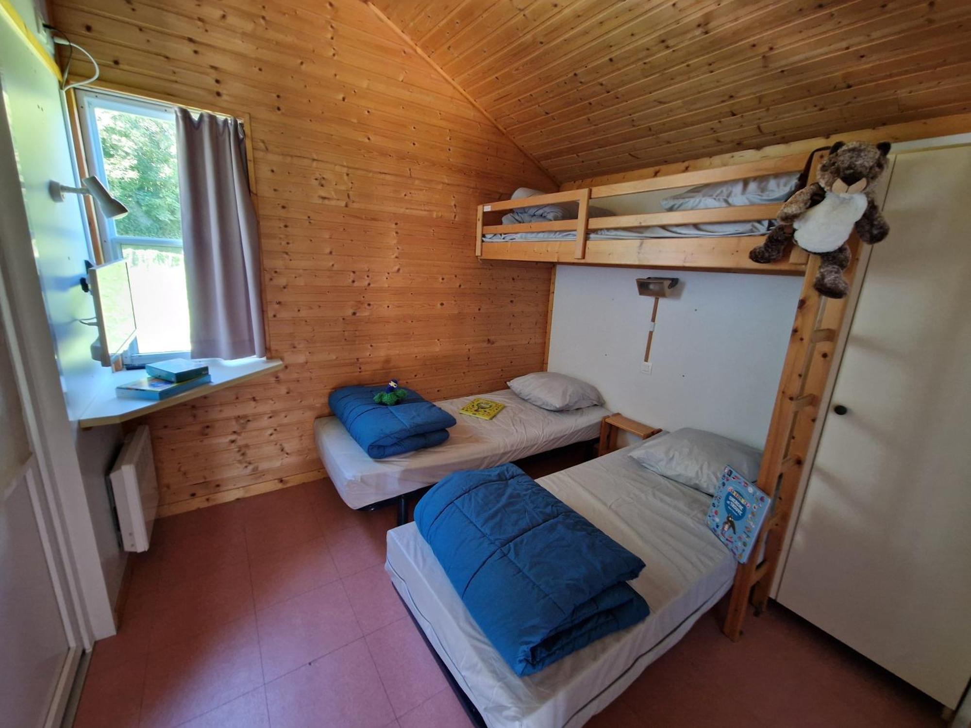 Camping Paradis Marmotel Saint-Geniez-dʼOlt Екстериор снимка